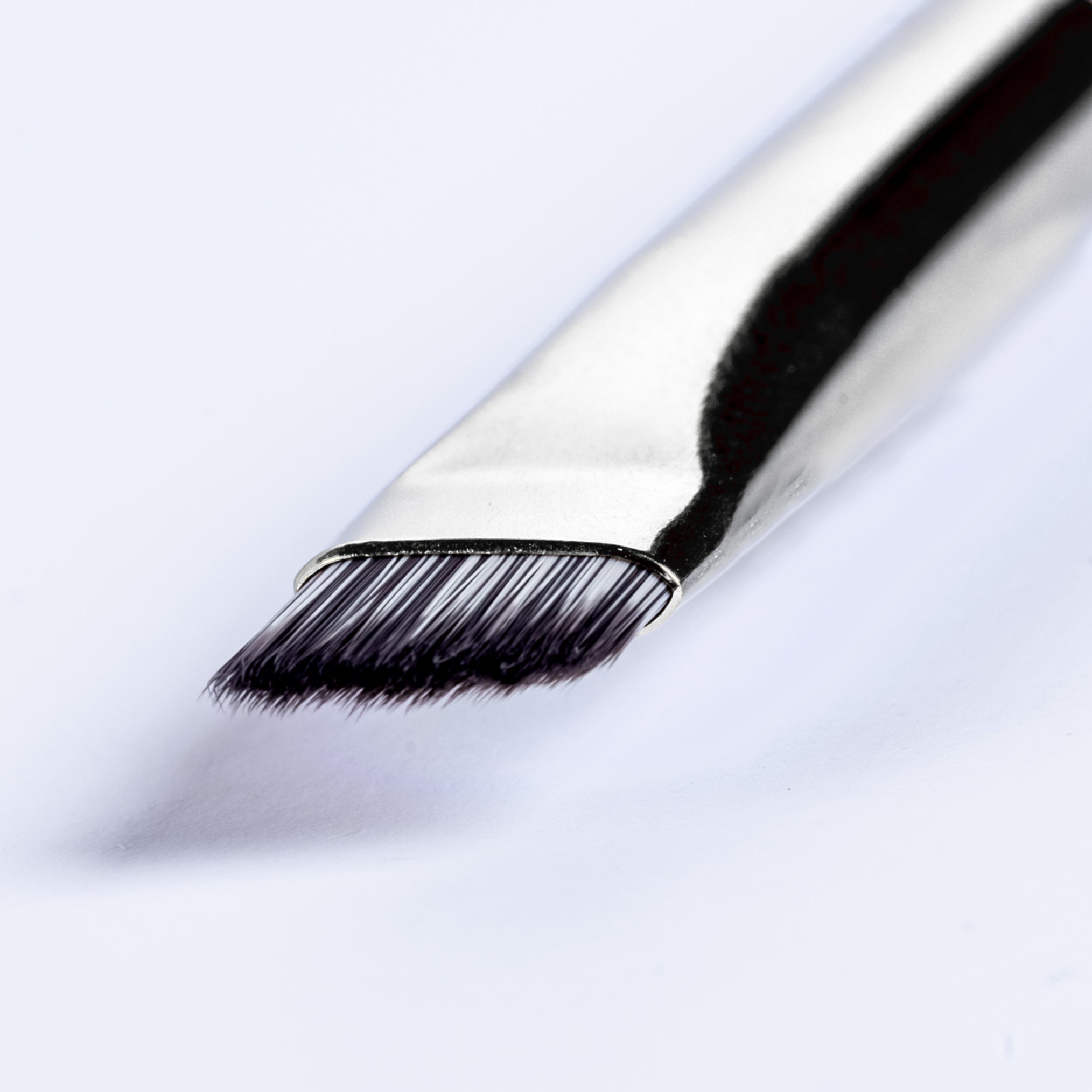 Clarity Defining Brush